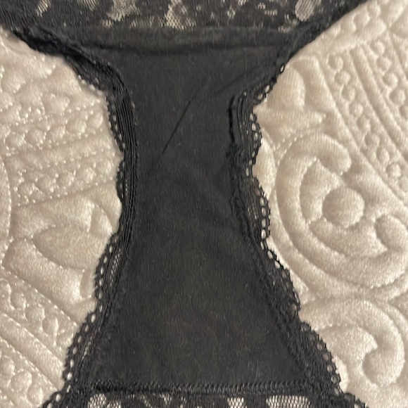 Victoria’s Secret XL Hiphuggers. - Picture 6 of 11